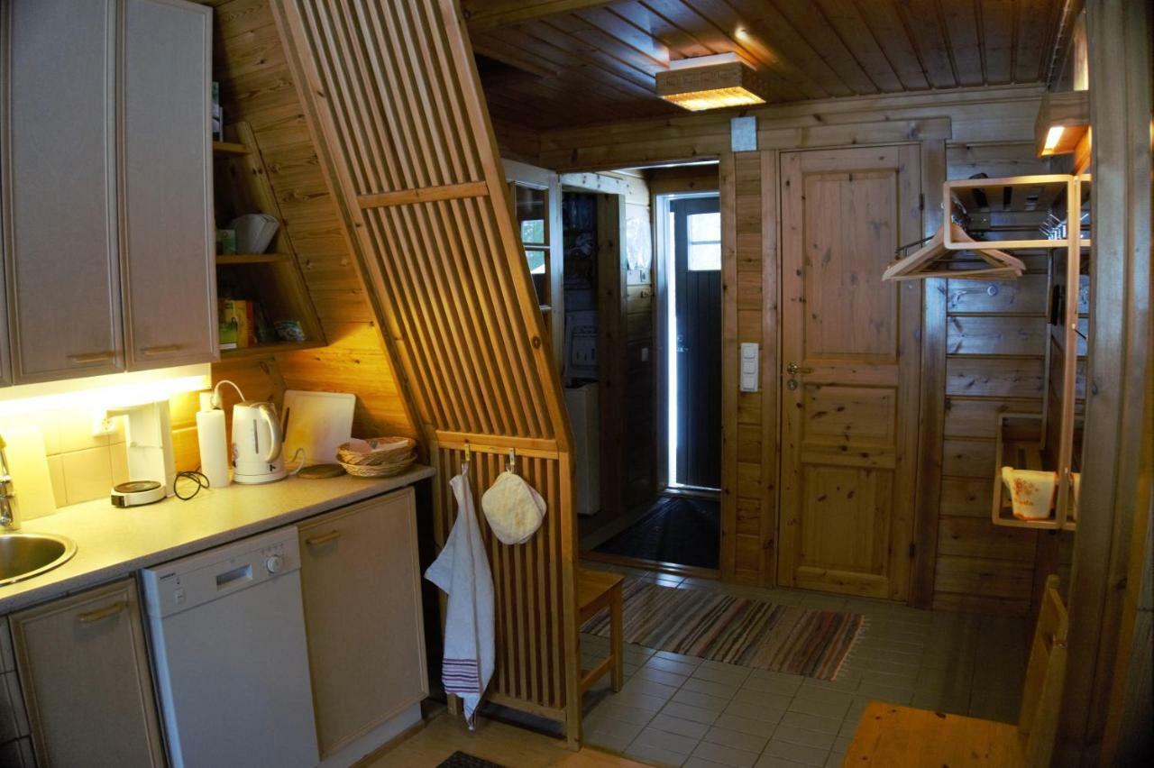 Yllaes Suistotie Cottage Akaslompolo Bagian luar foto